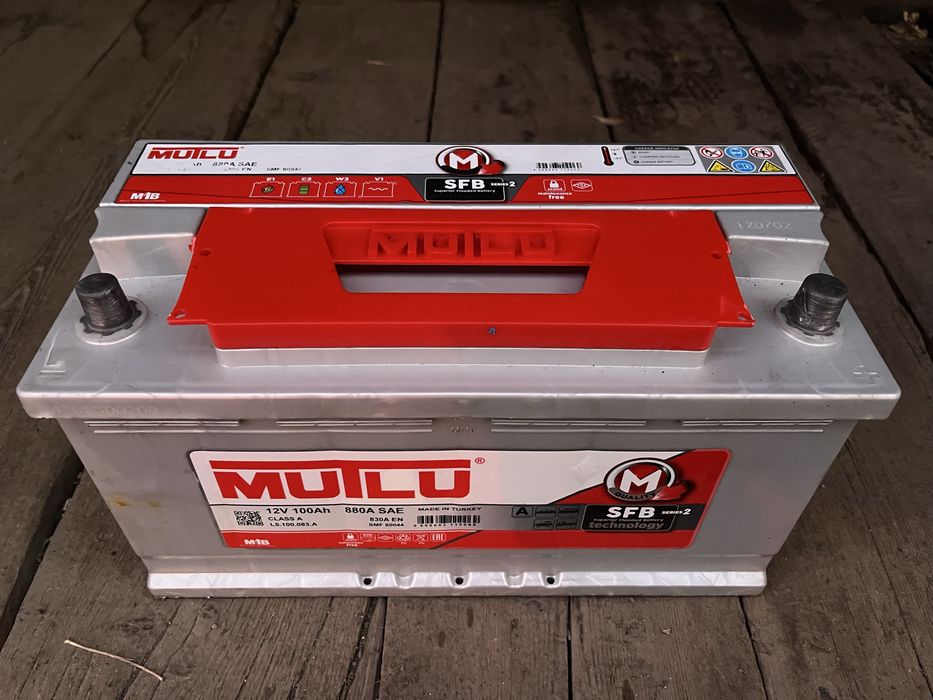 Аккумулятор Mutlu - 100 Ah.