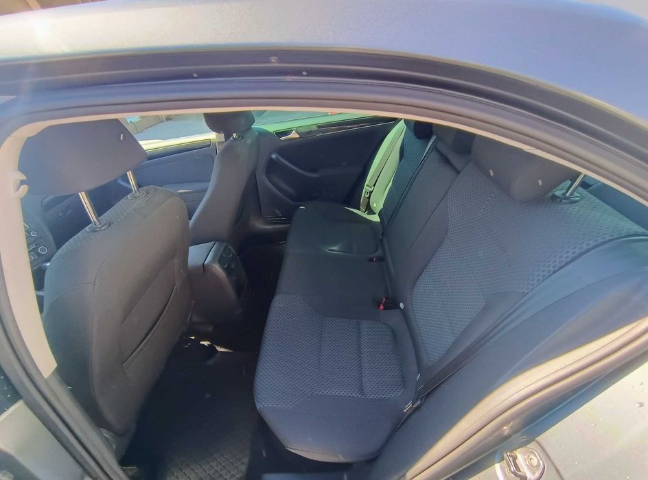 VOLKSWAGEN Jetta 2012 — imagine 5