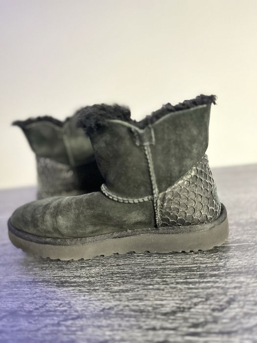 Cizme UGG mărimea 38