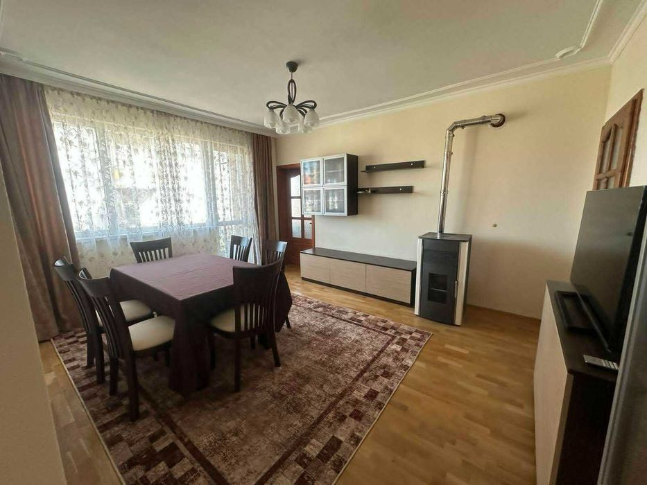 Дава се под наем Четиристаен апартамент в Варна, Виница - 110 кв.м за 648.21 € - Снимка #1