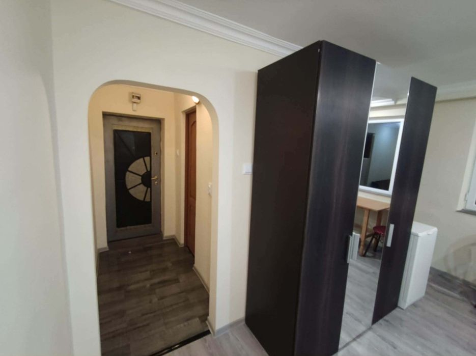 Vând apartament 2 camere
