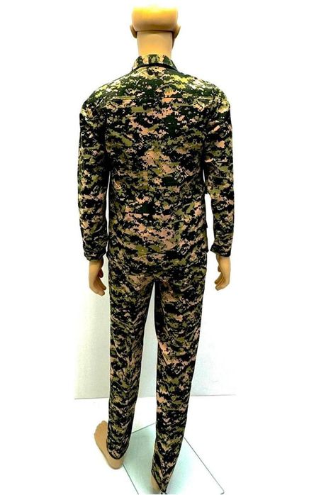 Продам форму военную 54 размер