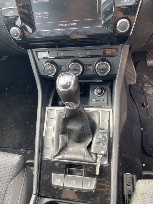 skoda superb 2016 1.4tsi на части шкода супърб