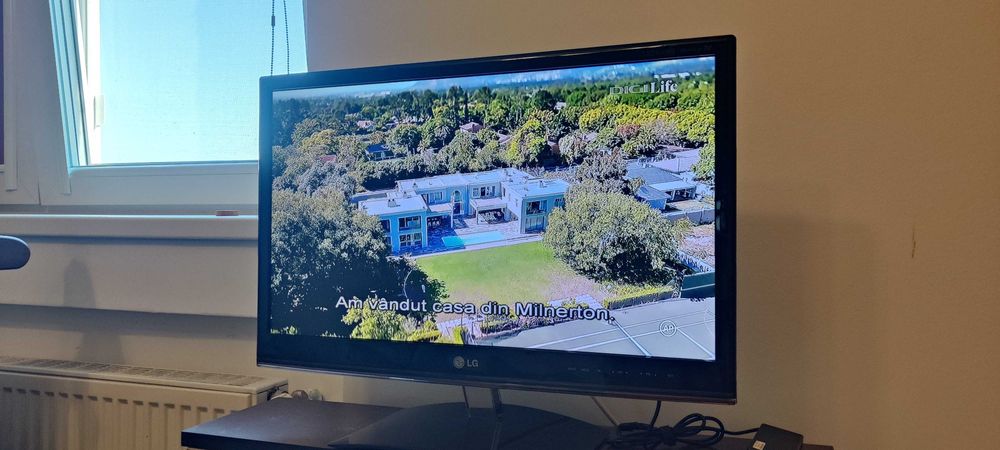 Televizor TV LG 25 inchi 63.5 cm Full HD 1080p, HDMI, cu telecomanda, montabil pe perete, IMPECABIL