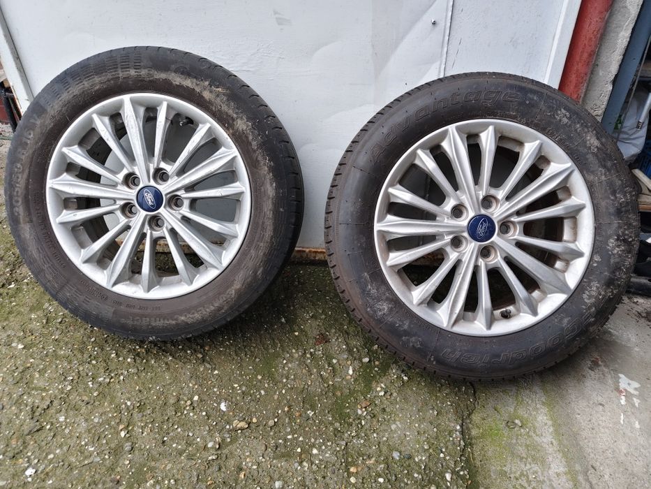 Vând Jante FORD R16
