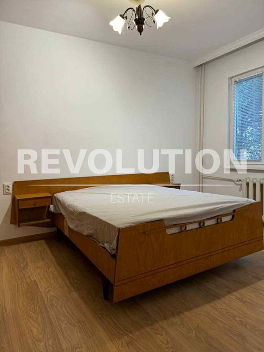 Дава се под наем Тристаен апартамент в Пловдив, Младежки Хълм - 80 кв.м за 357 € - Снимка #3