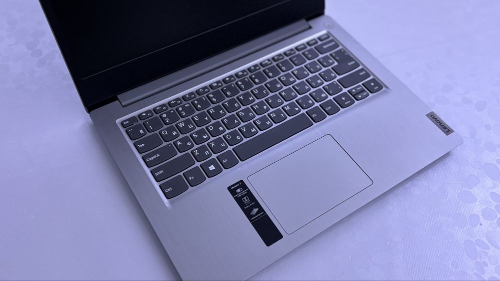 Ноутбук Lenovo ideapad 3