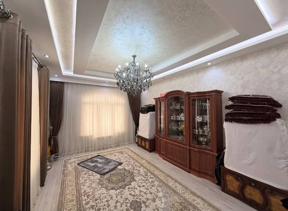 СРОЧНО!!! Продается 
Алмозор туман
Чукурсой 3,2 сотих 
7 та хона 
Цена