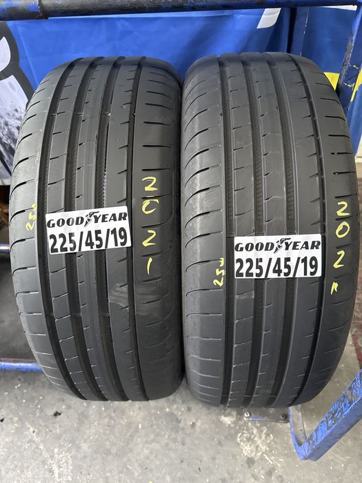 225/45/19 Good Year