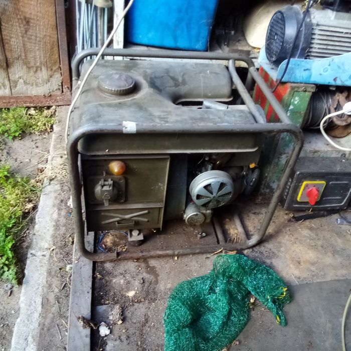 Generator curent mono și trifazic Honda, Bosch