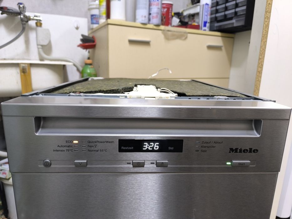 Съдомиялна Miele G 4722 SCI - на 45см. Иноксова за вграждане.