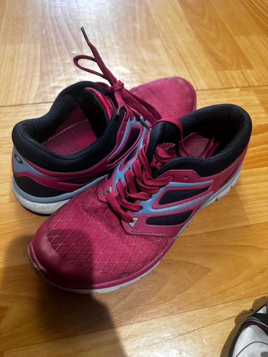 Кросовки 38 размера