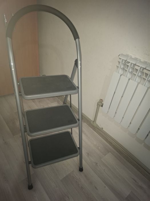 Стремянка сатылад