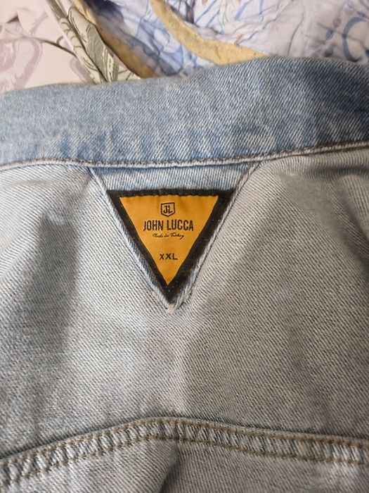 Продам джинсовку 8000тг