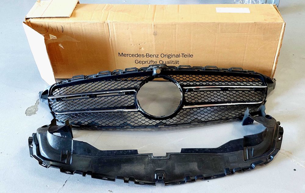 Grilă + Deflector aer radiator Mercedes-Benz C250