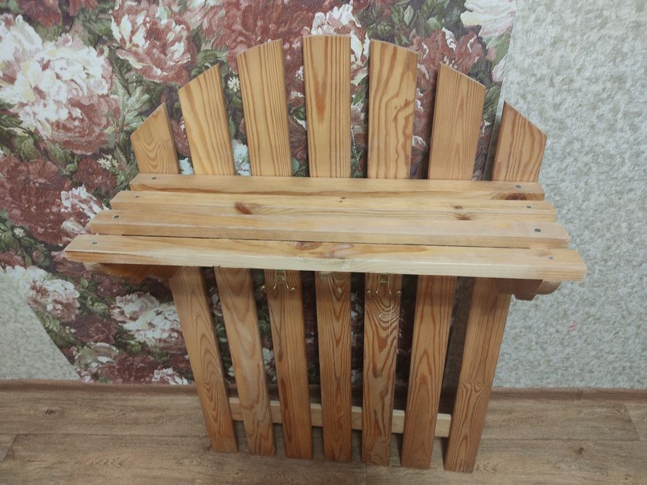 Продаю настенную вешалку