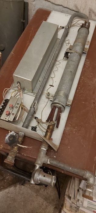 Трифазен Проточен бойлер 6/10 кв.