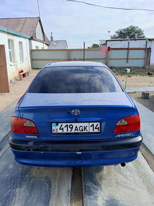 Продам Тойота Авенсис
