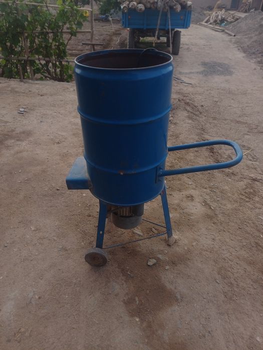 Duku donlarni maydalab beradi.