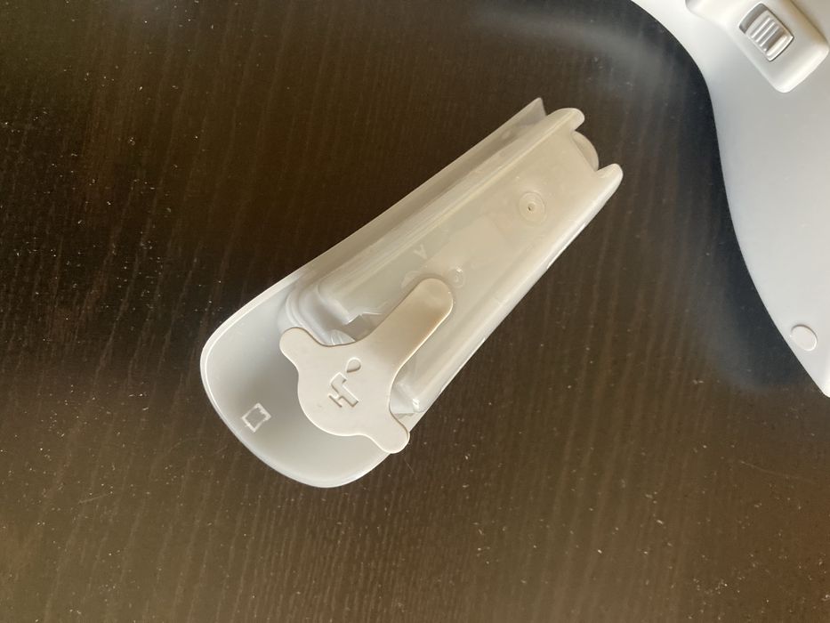 Продавам уред за гладене с пара AEG DELICATE 7000