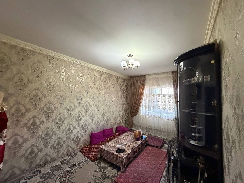 Продаётся кв В Спутнике-16 не далеко от метро Чистенькая.(76000&)