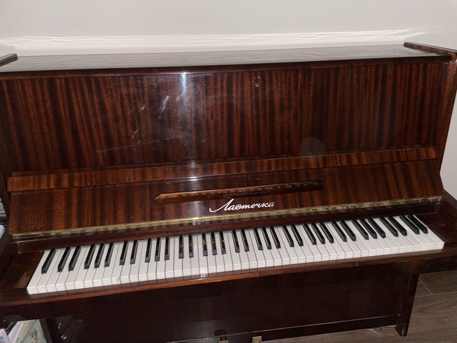 Фортепиано ласточка