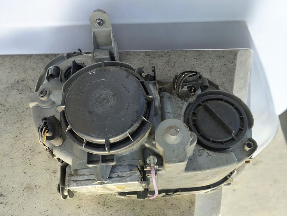 Ксенон Фар за Mercedes CLK, W 209