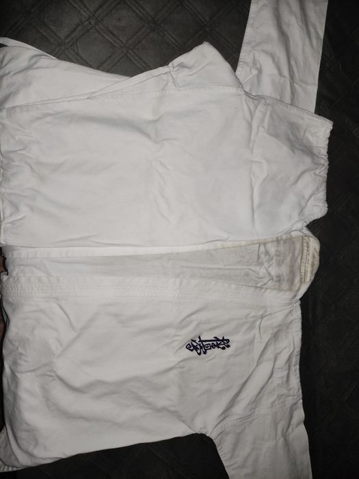 Продам японское кимоно для каратэ