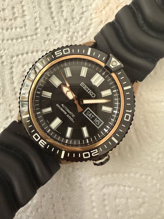 Seiko 5 scuba divers 200m, automatic.