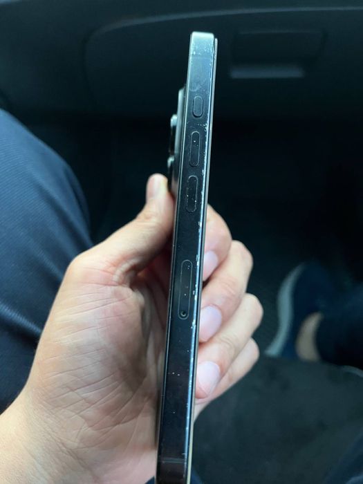 Iphone 16 pro ( в хорошем состоянии)