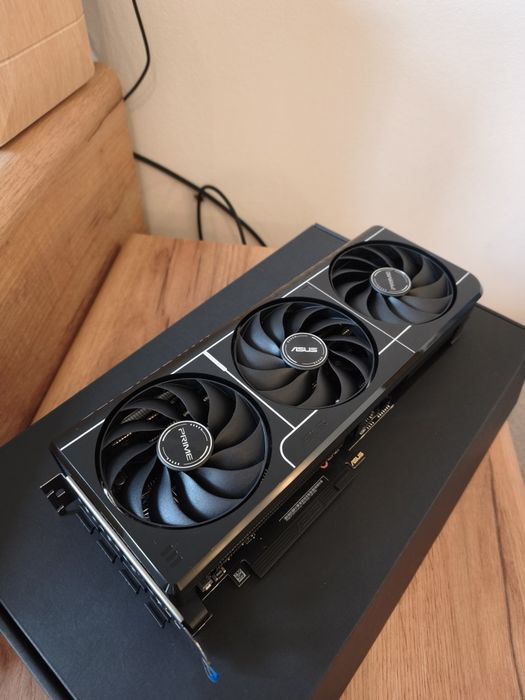 PC AMD Ryzen 9700x | Asus Prime RTX 5070 OC Edition | MSI B850 Wi-Fi6 | 32 GB DDR5 RGB | SSD 4TB | Creative AE-5 Plus  | Garanție.