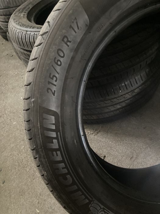 4броя 215/60R17 Michelin Premacy4