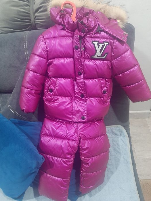 Зимний детский комбинезон