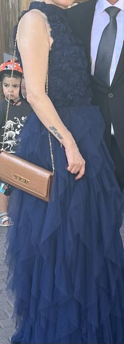 Рокля елегантна страхотен цвят