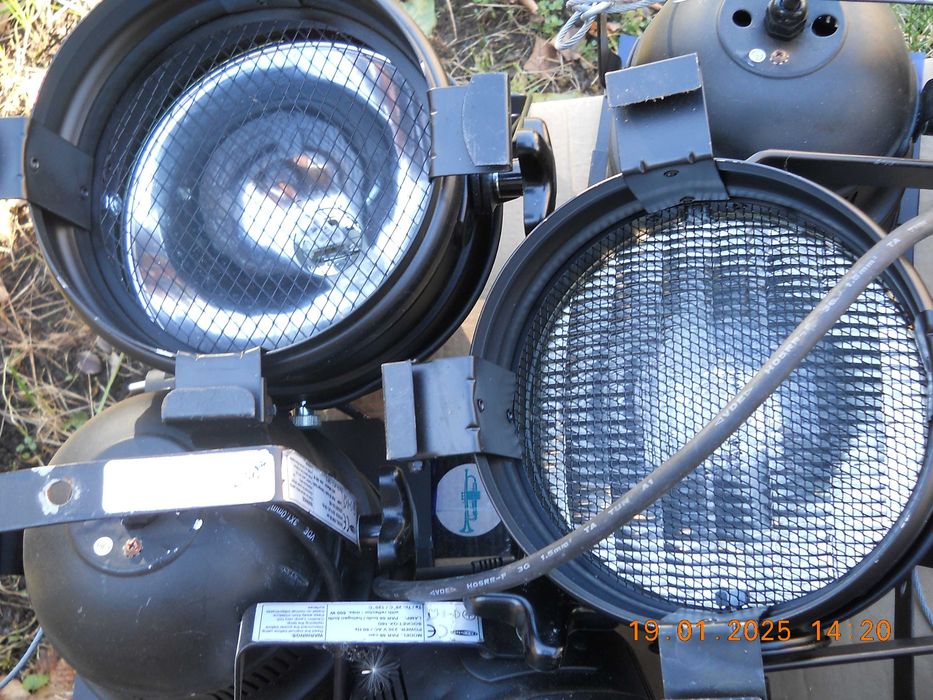 Par lampa Par56 si Par64