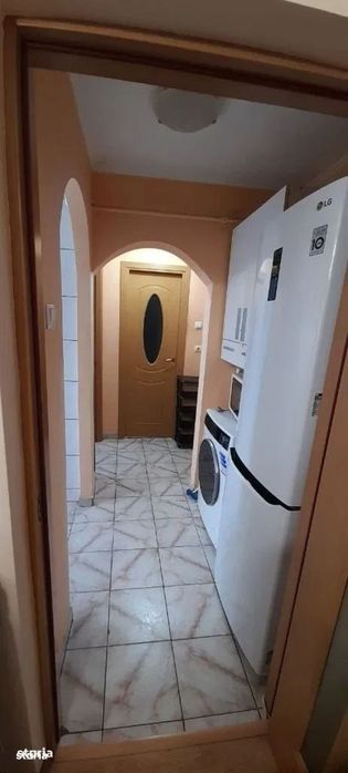 vand apartament 2 camere Bucureștii Noi