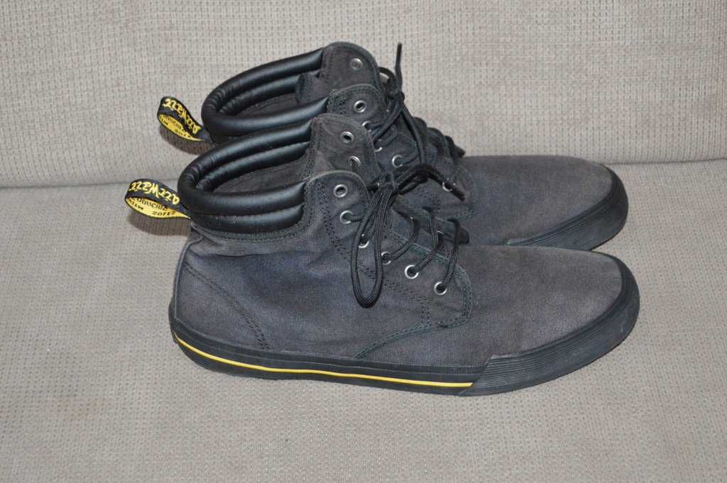 Dr martens hotsell eason canvas