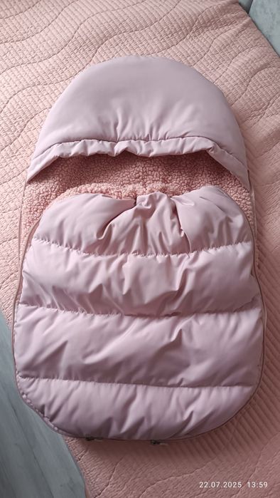 Продам комплект на выписку