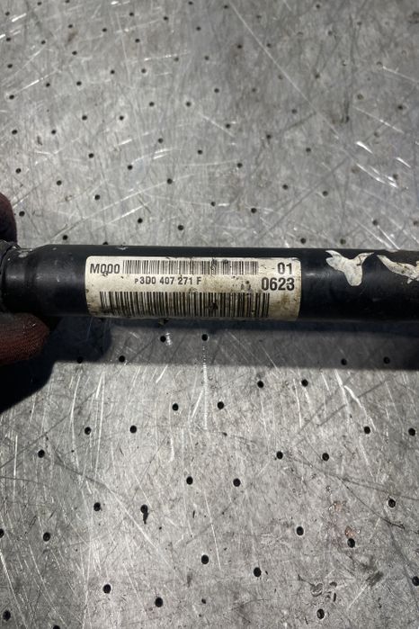 Planetara fata stanga 3 D0 407 271 F Volkswagen VW Phaeton prima gene