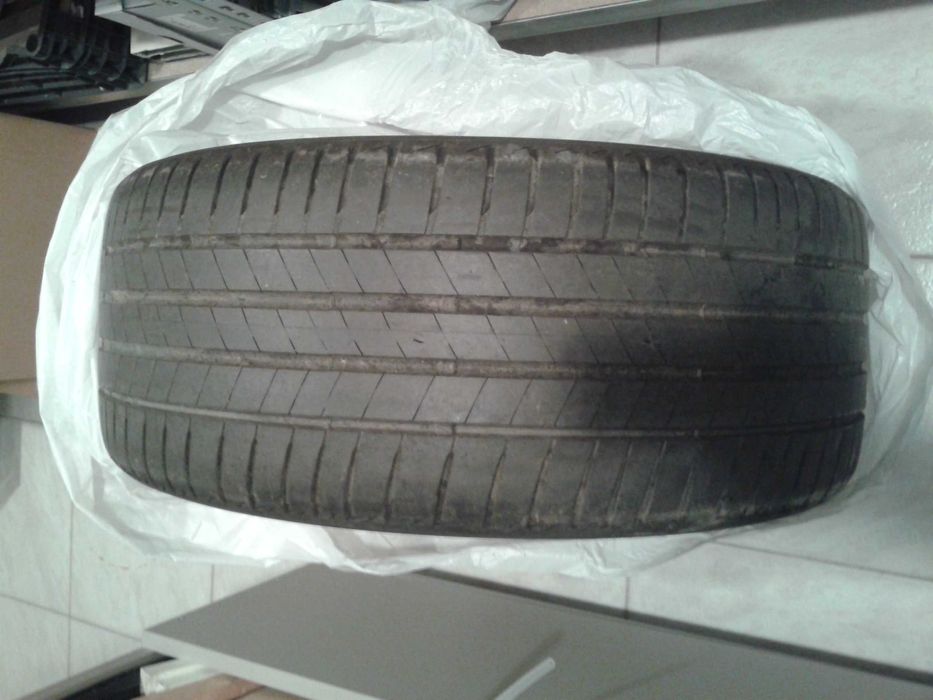 OKAZIE Anvelope BRIDGESTONE de vara 245 40 R19 94W rulate max 15000 km