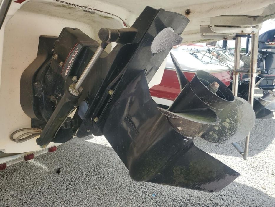 Катер Byliner 2009 года