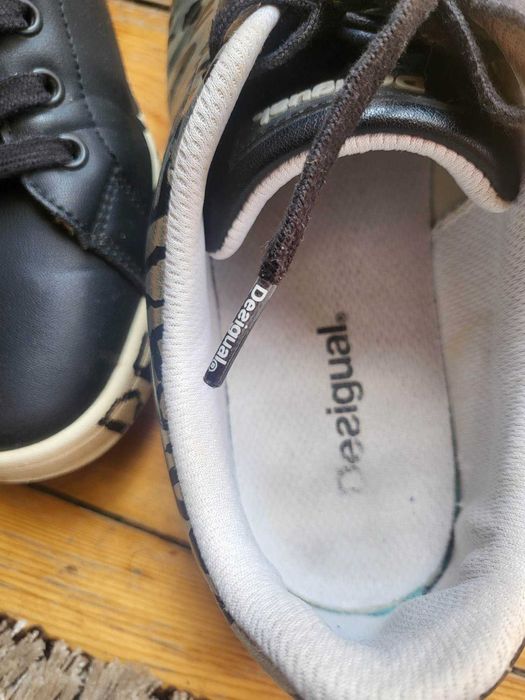 Сникърси Desigual, перфектни! 55 лв