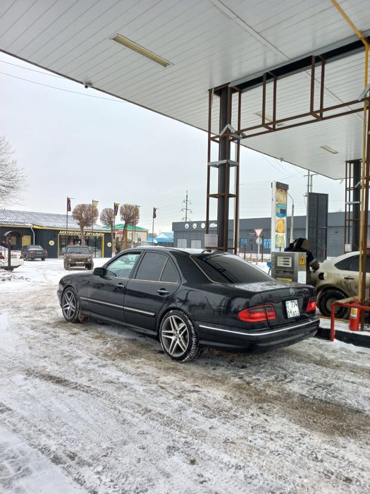 R18 диски мерседес