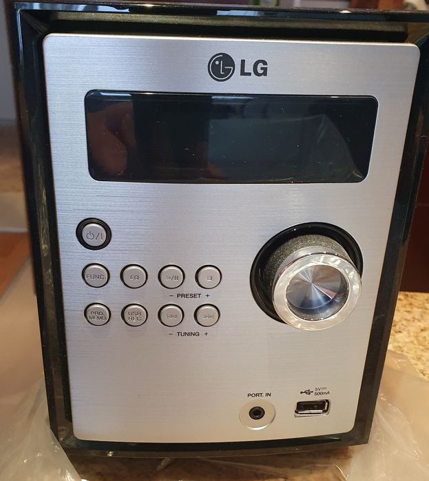 LG MICRO HI-FI  MODEL  ΧΑ16
LG
MODEL NO.: ΧΑ16
200-240 V~50/