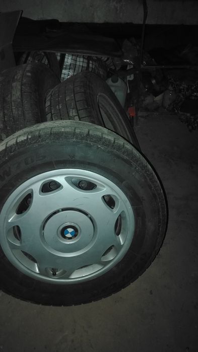 Продам диск р 15 зима отличная 205 65 от бмв