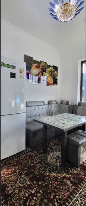 Srochni Yangi Darhondan 4 xonali kivartira arendaga beriladi