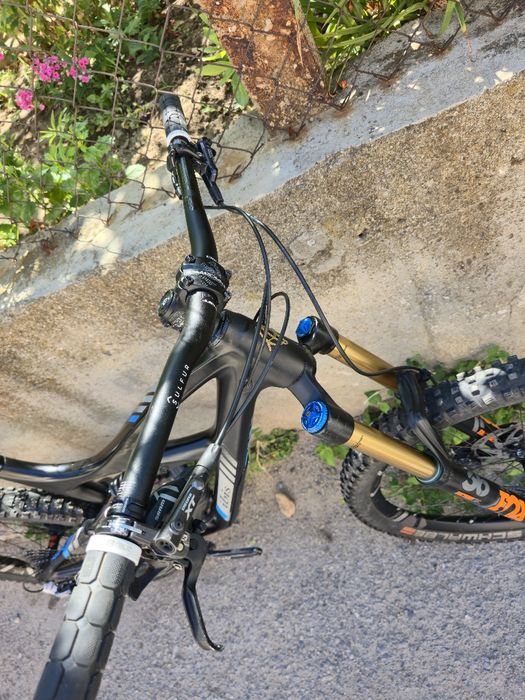 Върхов клас Карбонов Ендуро велосипед Ibis Mojo Fox 36 Kashima, Sram XX1 1x11 Shox Fox DH2X Kashima XT Shimano 27.5 цола M-L размер