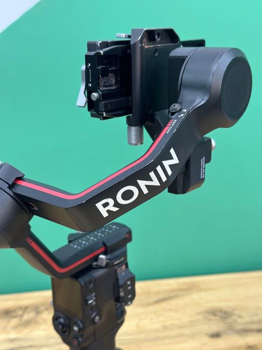 DJI Ronin RS 3 (Karobka Dakument)