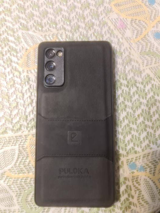 Samsung galaxy S 20 Fe  6/128гб