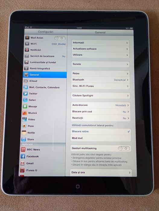 Vând tableta IPad de 32 GB